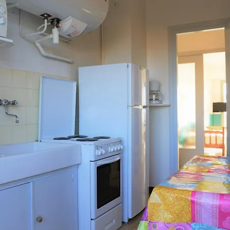 Apartment T2 Avec Parking Au Bord De La Plage - Fr-1-251-586